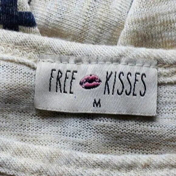 FREE KISSES Anchors Top Natural Color Size Medium - Picture 9 of 9